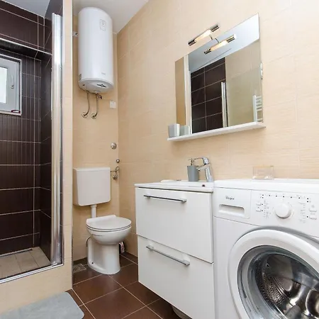 Stone Rose In Center Lägenhet Split