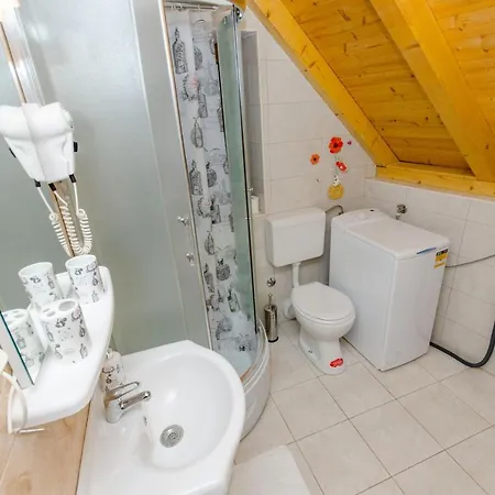 Stone Rose In Center Lägenhet *