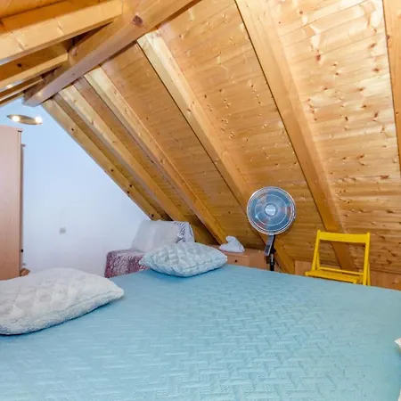 Lägenhet Stone Rose In Center